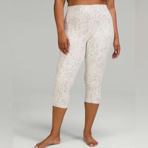 Lululemon HR Align Crop